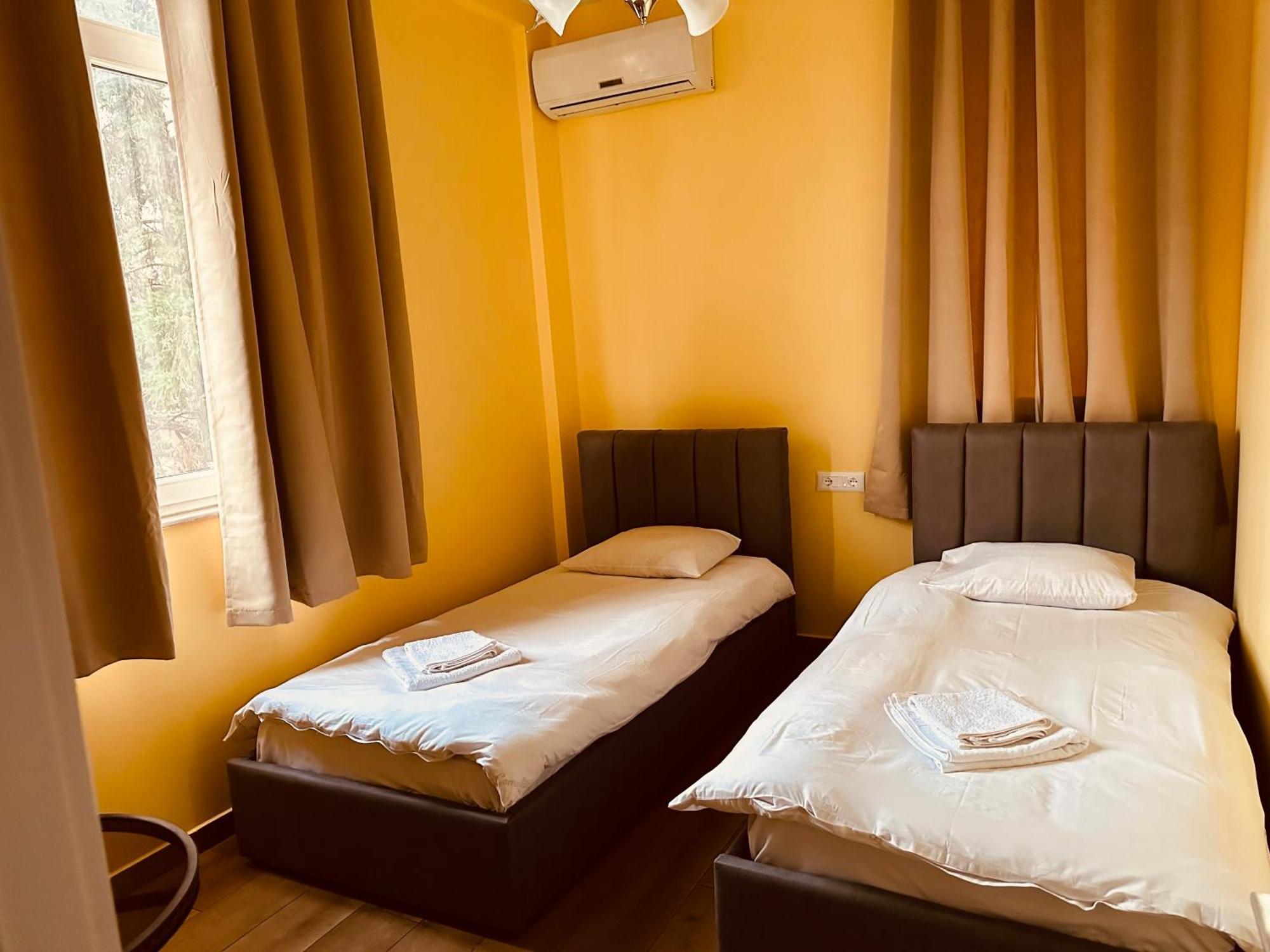 Bed & Breakfast Auto Tana